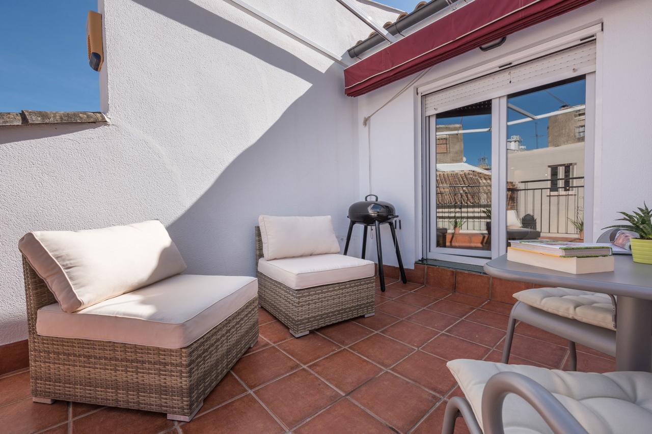 Solaga - Tina Lägenhet Málaga Exteriör bild